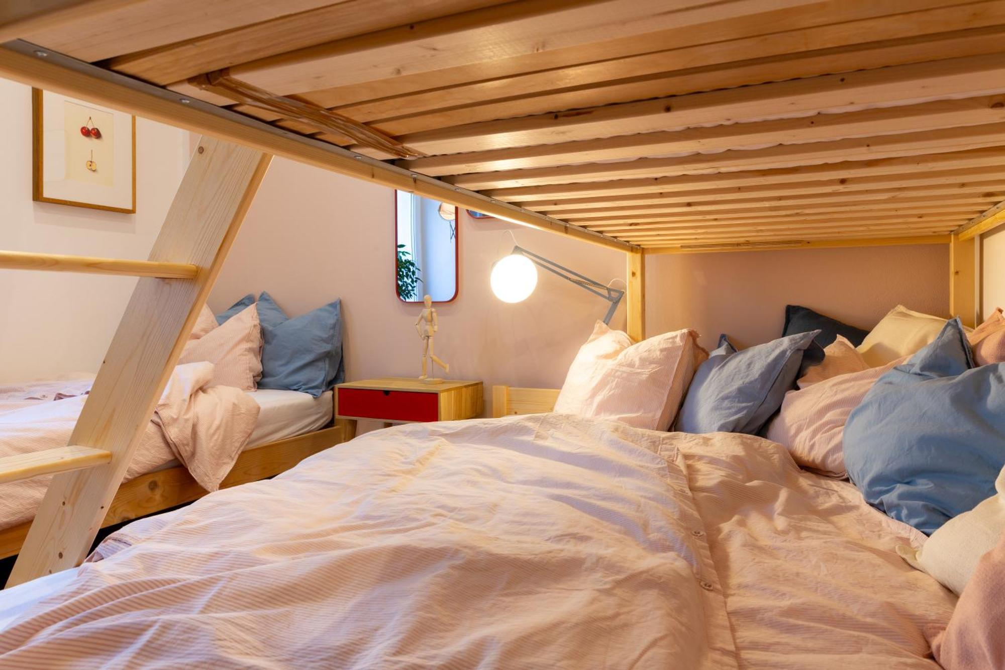 Evergreen - Old Town Spacious Stylish Apartment With Ac And One And A Half Bath, Baby & Kid- Friendly Bratislava Exterior photo